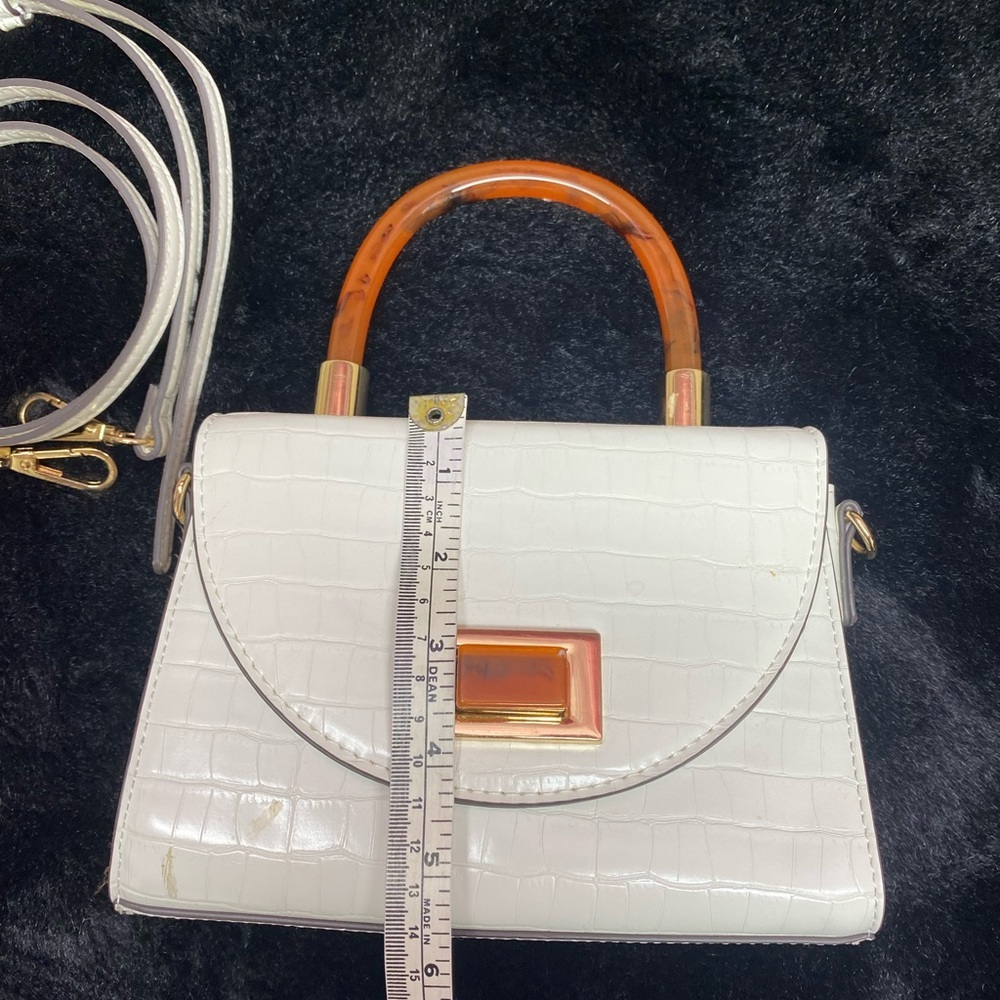 Elegant White Croc-Embossed Handbag with Tan Accents For Little Girls Mini Purse - Picture 2 of 5